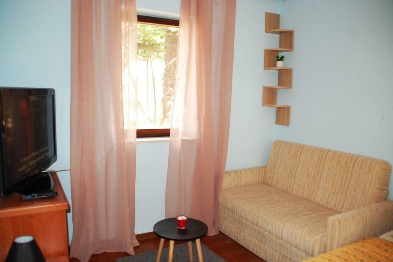 Studio Apartman Ziganto Icici Ngoại thất bức ảnh